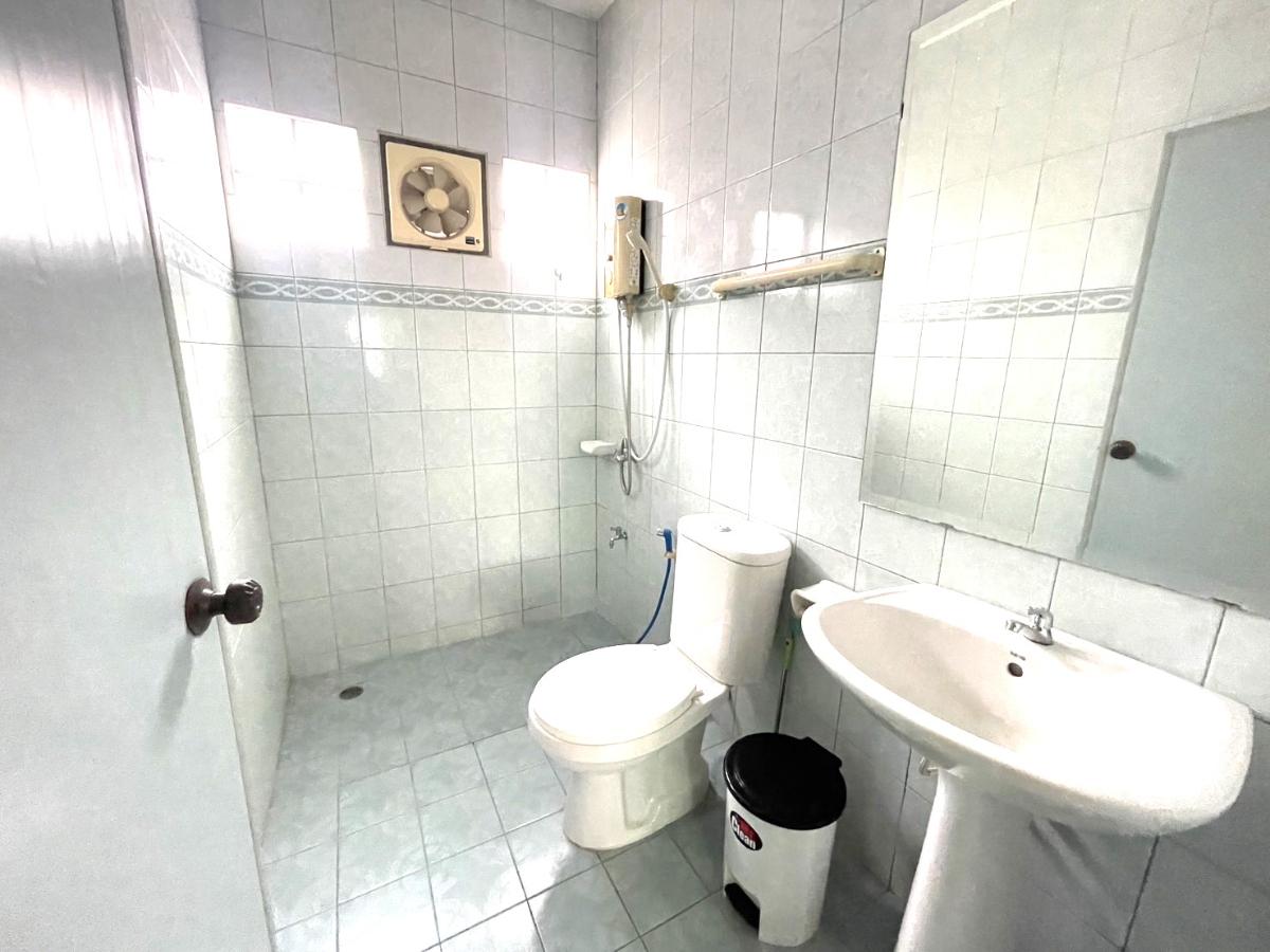 รูป 🏡 บ้านเดี่ยวชั้นเดียว 4 ห้องนอนให้เช่า ในโครงการทำเลบ้านดู่ เชียงราย | 12,000 บาท/เดือน - รูปที่ 15/22