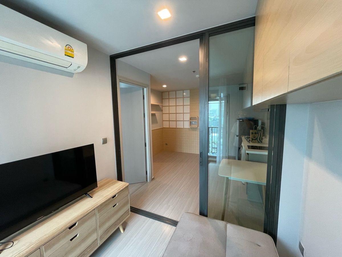 รูป ✨🦄 Ready to Move🦄✨ Life Ladprao 🚝 ใกล้ BTS สถานีห้าแยกลาดพร้าว เฟอร์ครบ จบในที่เดียว โทร 096-2493698 (LLP0007) - รูปที่ 4/20
