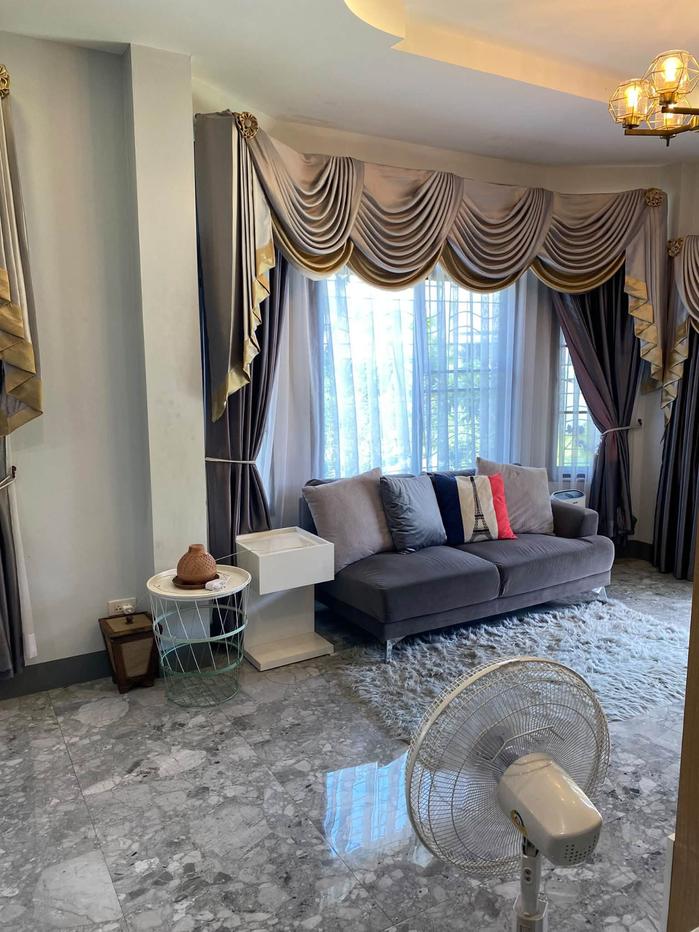 รูป 🏡 บ้านเดี่ยว 2 ชั้นให้เช่า พื้นที่กว้าง ทำเลสันป่าตอง ใกล้โรงเรียนนานาชาติ | 4 ห้องนอน | 25,000 บาท/เดือน  #ASPT-H0034 - รูปที่ 2/14