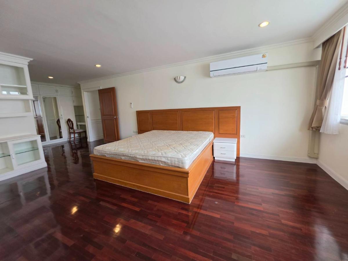 รูป คอนโดให้เช่า :  D.S. Tower 1 Sukhumvit 33( Phrom Phong)MK-02 line @livingbkk - รูปที่ 1/11