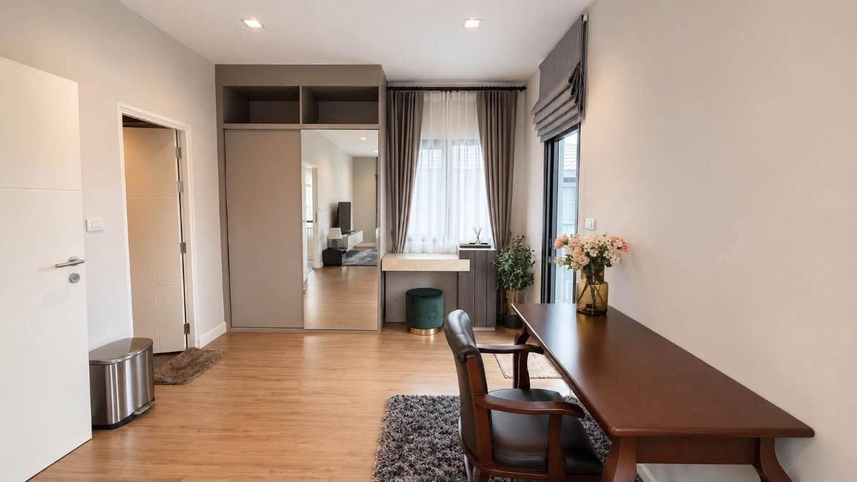 picture 🏡 Luxury Two-Storey House for Rent at Burasiri San Phi Suea | 4 Bedrooms | THB 75,000/Month - 3/10