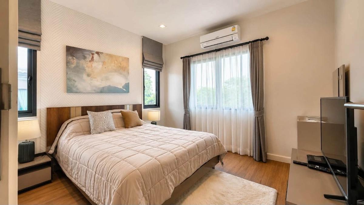 picture 🏡 Luxury Two-Storey House for Rent at Burasiri San Phi Suea | 4 Bedrooms | THB 75,000/Month - 6/10