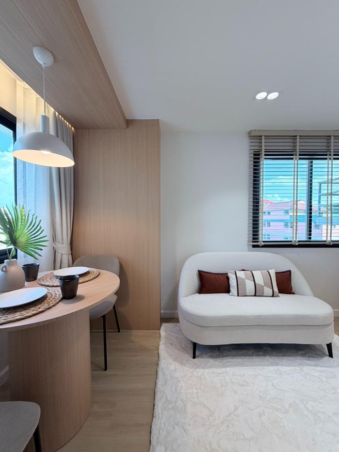 picture 🏙️ City-View Condominium for Sale in Central Chiang Mai — Ready to Move In - 3/12