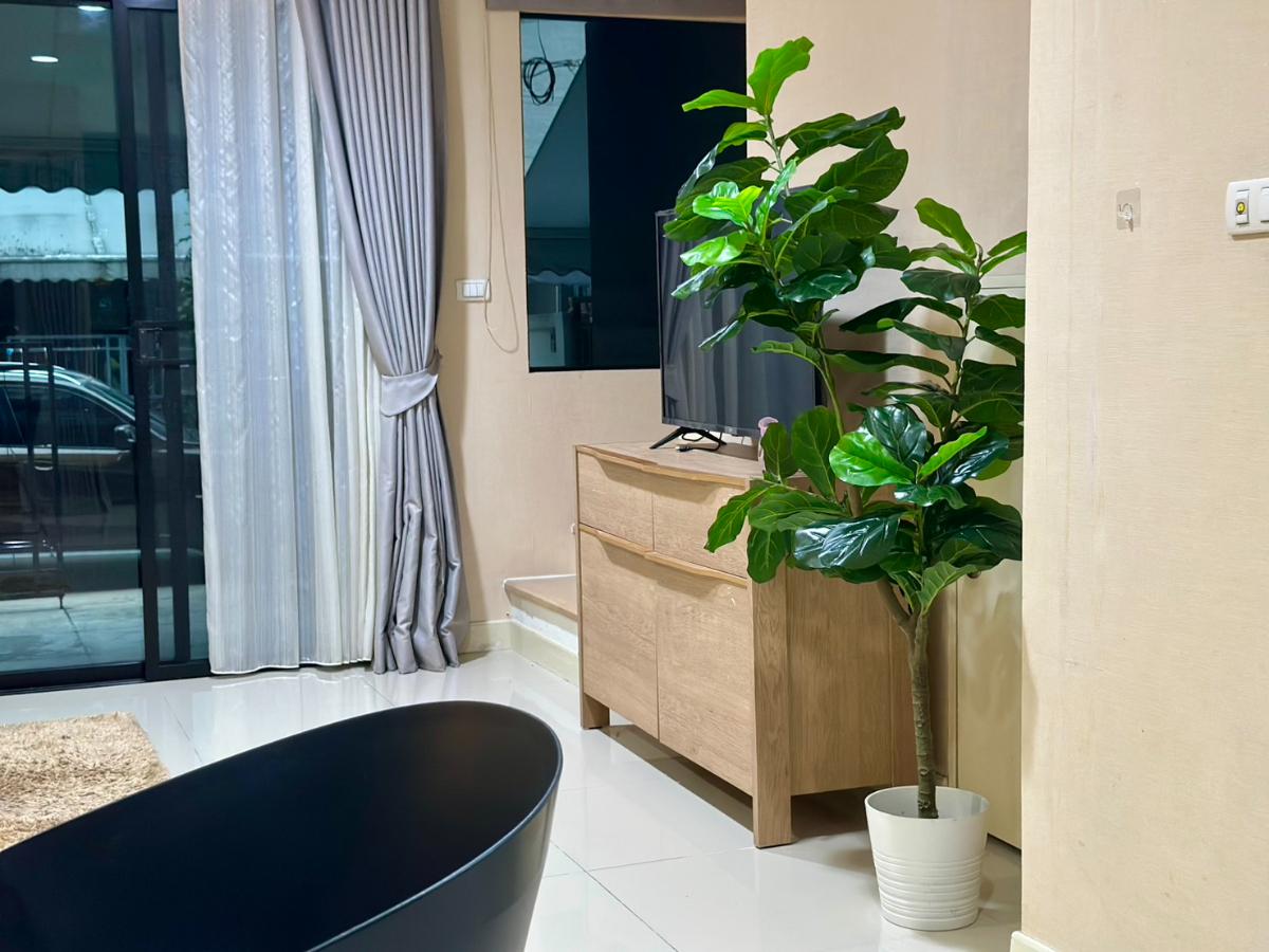 picture For Rent Townhome Banklangmuang Rama9 Ramkhamhang GH678 - 6/15