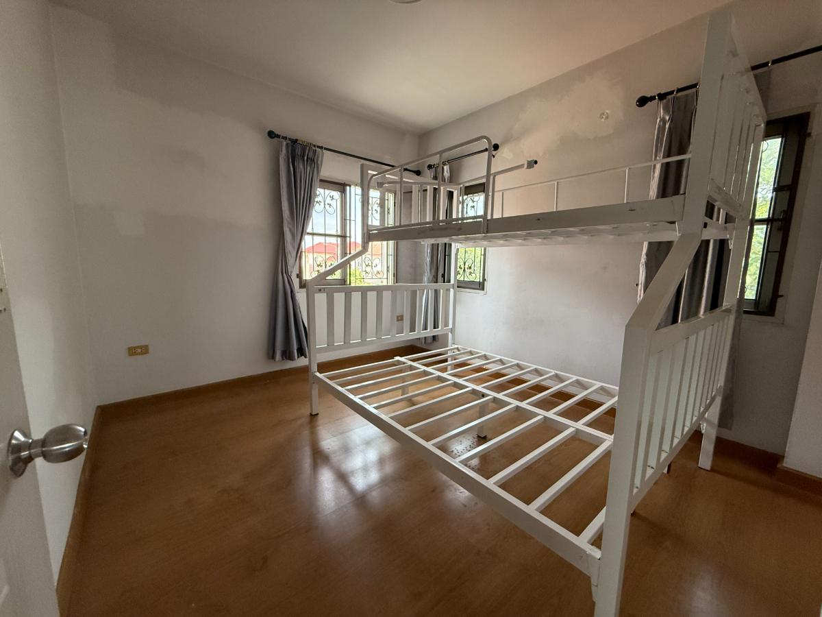 รูป ไม่รับเอเจนท์ ขายบ้านเดี่ยว 2 ชั้น 5 ห้องนอน 220 ตรม. หมู่บ้านลลิลวัชรพล 3 - รูปที่ 14/29