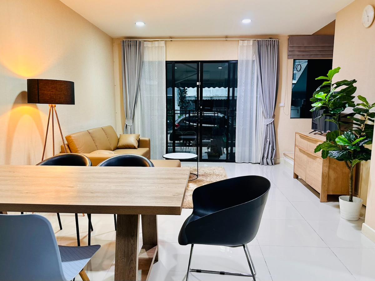 picture For Rent Townhome Banklangmuang Rama9 Ramkhamhang GH678 - 5/15