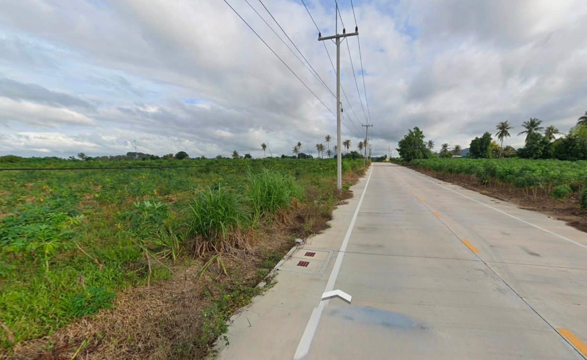 picture Large, prime land plot for sale in Si Racha, Chonburi ideal for long-term investment. - 2/4