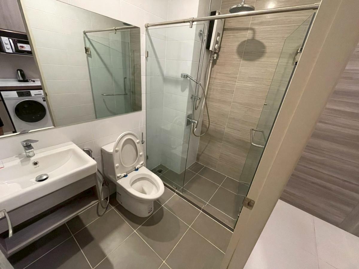 picture KnightsBridge Collage Ramkhamhaeng | 14th High Floor 1BR Unit (600m to The Mall Bangkapi & MRT Yaek Lam Sali) - 7/14