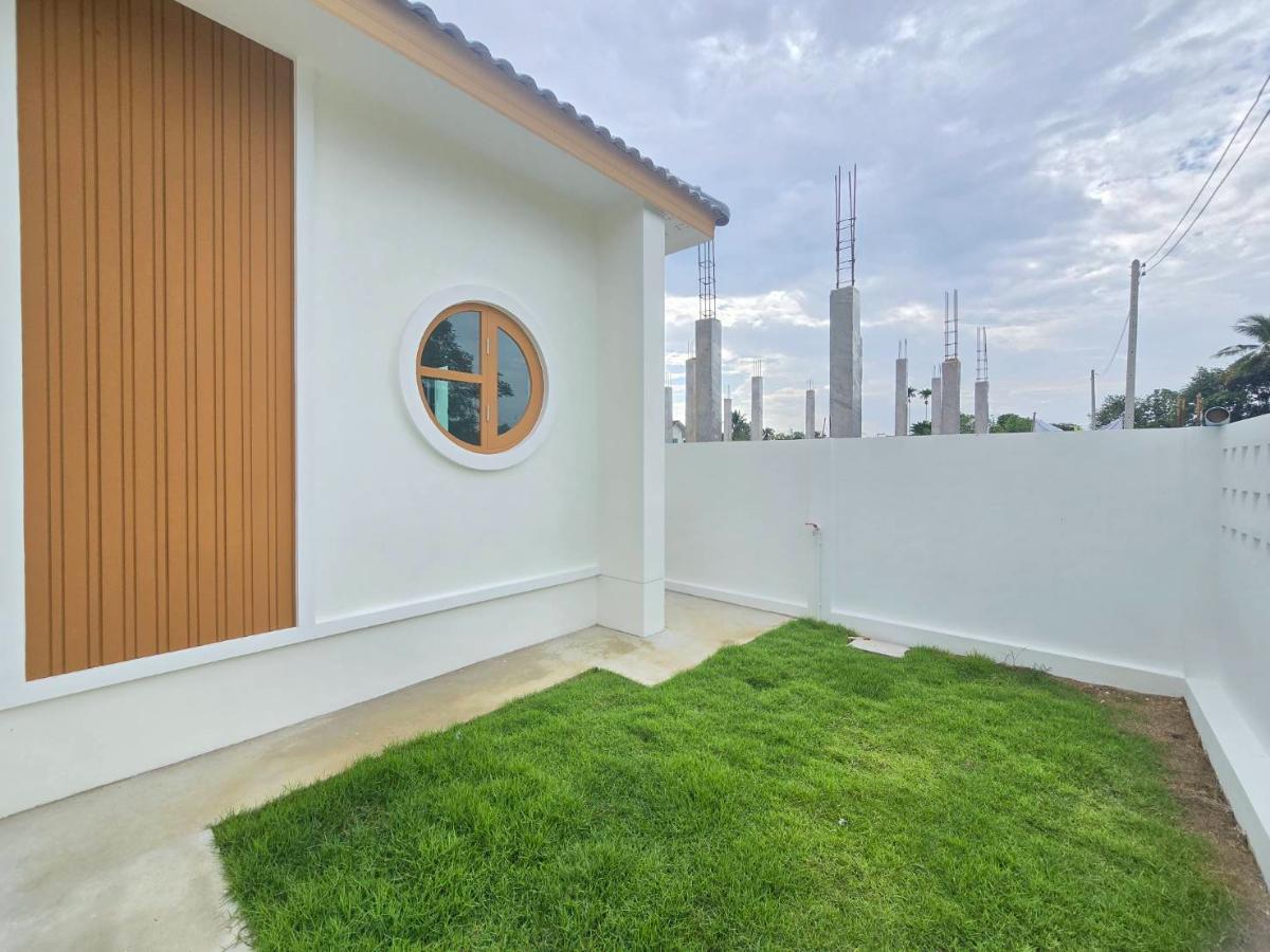 รูป 🏡✨ ขายบ้านเดี่ยวชั้นเดียว บ้านใหม่พร้อมเข้าอยู่ ทำเลบ้านร้องขี้เหล็ก อำเภอดอยสะเก็ด จังหวัดเชียงใหม่ ราคาเพียง 2.15 ล้านบาท ฟรีค่าโอน! ✨🏡 - รูปที่ 13/18