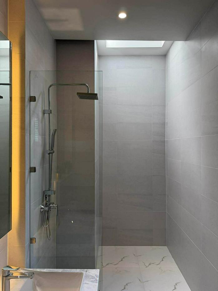 รูป 🏡✨ ให้เช่าพูลวิลล่าหรู 2 ชั้น พร้อมสระว่ายน้ำส่วนตัว โครงการเชียงใหม่ฟลอร่าวิลล์ ดอยสะเก็ด ✨🏊  รหัสทรัพย์ ADK-V0024 - รูปที่ 18/27