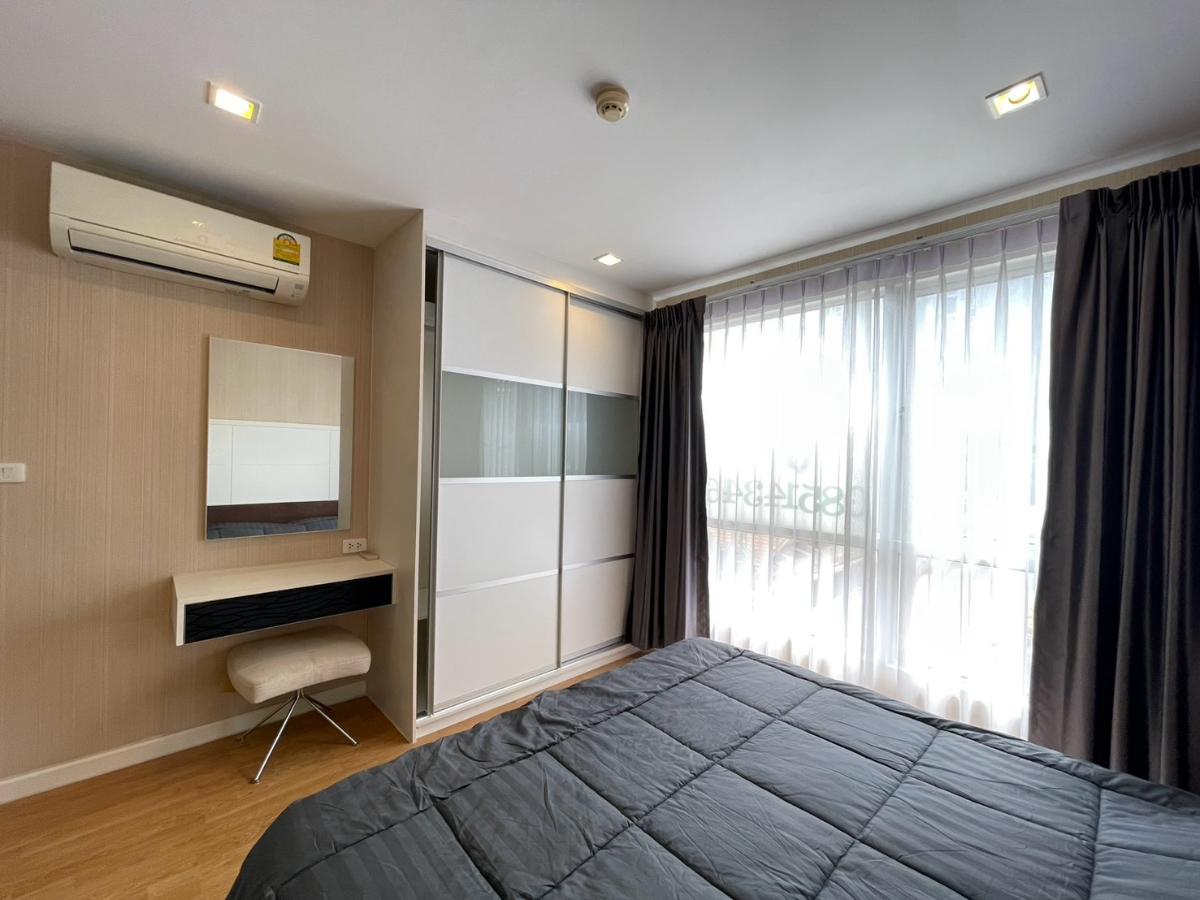 picture 🌸 Beautiful, move-in ready unit at Hive Taksin – near BTS Wongwian Yai - 8/11
