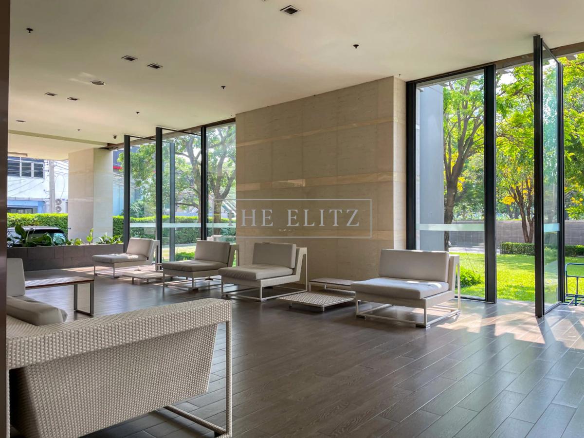 รูป ✨ Stunning Fully Decorated Unit | High Floor Views Living - Premium Aesthetic Appeal ✨ - รูปที่ 21/24