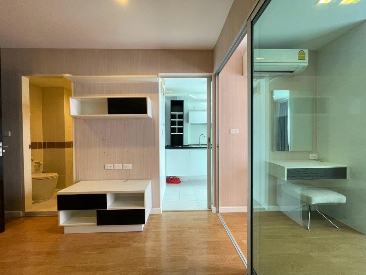 picture 🌸 Beautiful, move-in ready unit at Hive Taksin – near BTS Wongwian Yai - 3/11