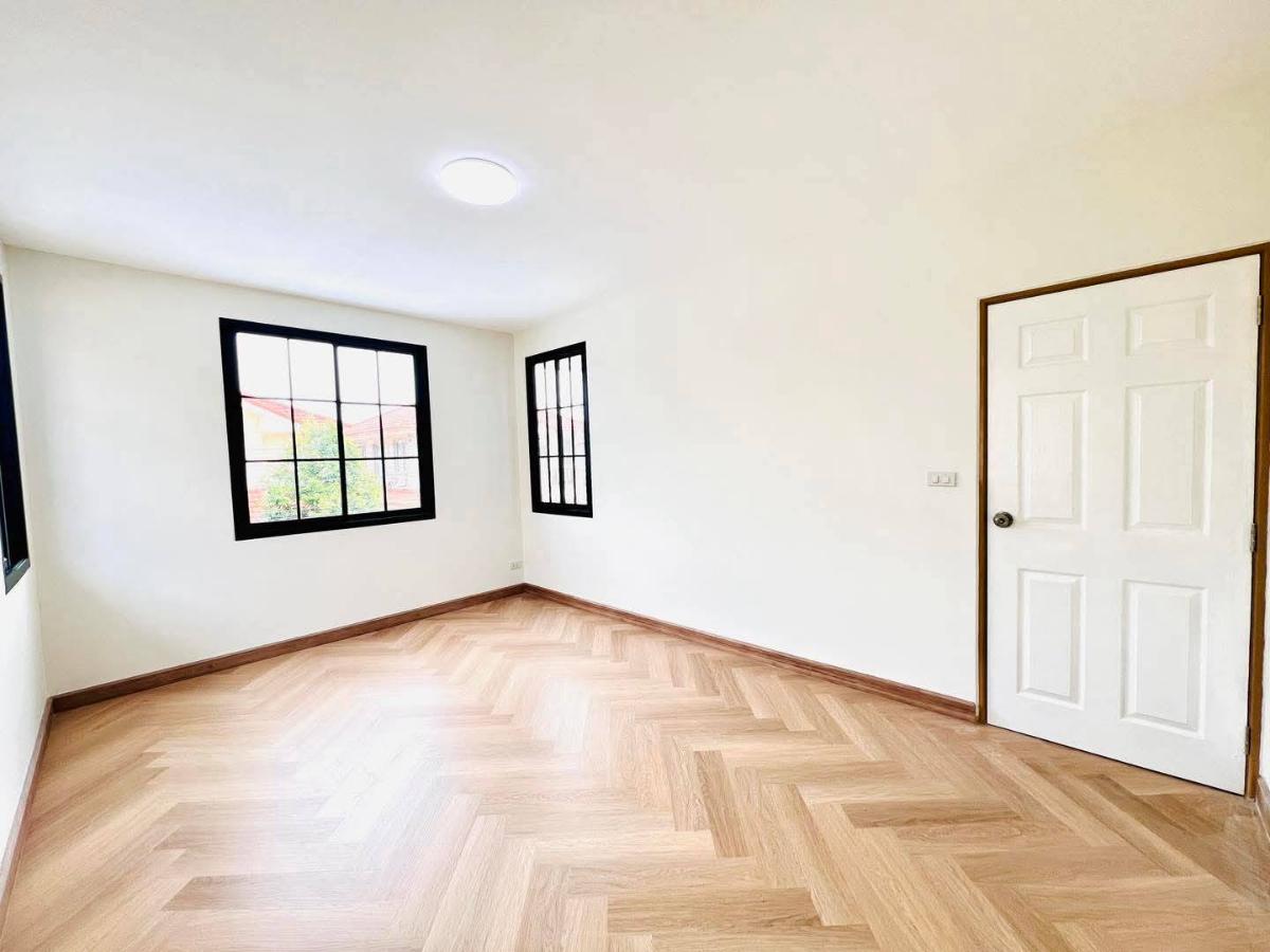 picture ⭐✨RH-204 Sale  House at Passorn 14, Soi Kantana ✨⭐ - 16/19