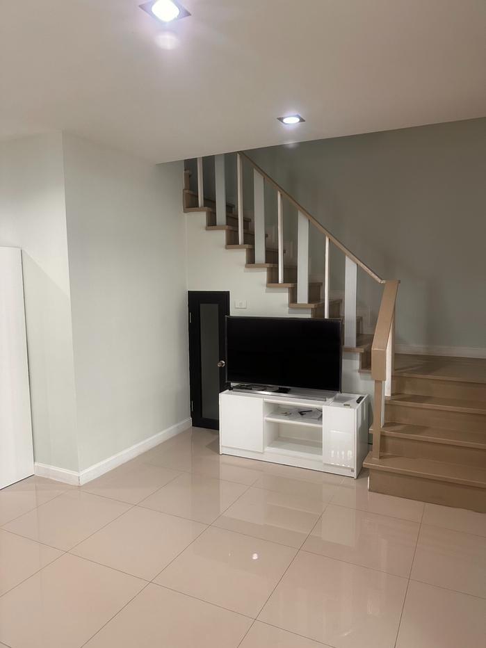 รูป 🏡✨ ทาวน์โฮมหัวมุม 2 ชั้นให้เช่า ใกล้เซ็นทรัล แอร์พอร์ต เชียงใหม่ | 3 ห้องนอน | 18,000 บาท/เดือน ✨🏡  #A9-T0271 - รูปที่ 3/18