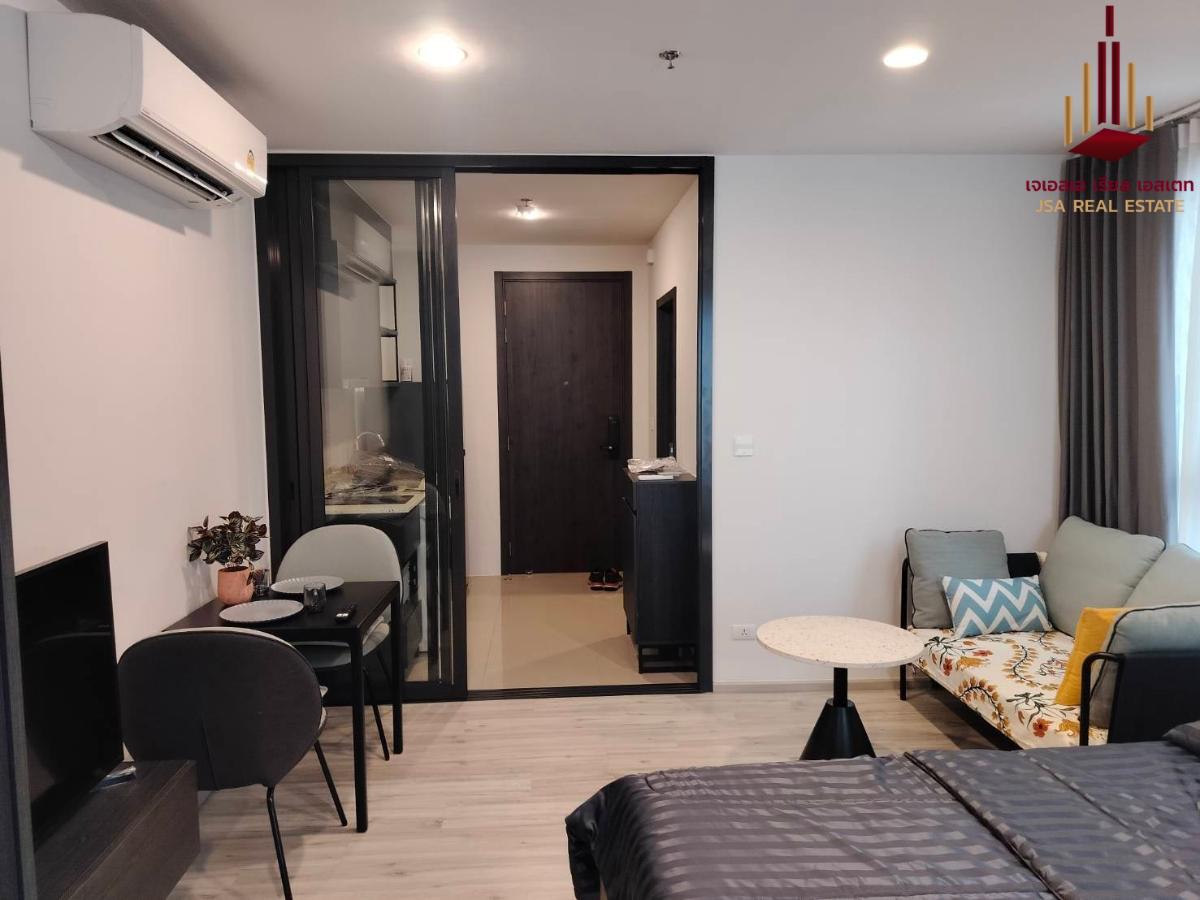 picture ✨ For Rent: XT Huaikhwang Condo ✨ 💰 Only 17,000 THB/month  - 2/4