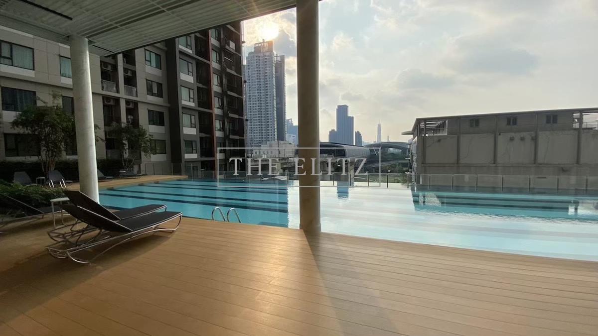 picture ✨ Incredible Value & Beautiful Minimalist Design | Prime CBD Location ✨ - 11/15