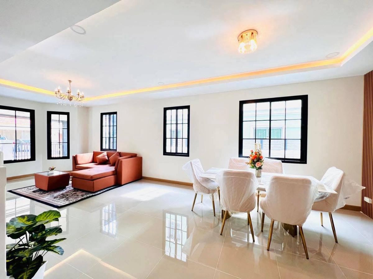 picture ⭐✨RH-204 Sale  House at Passorn 14, Soi Kantana ✨⭐ - 12/19