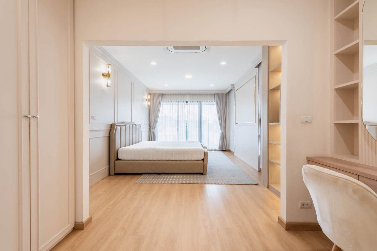 รูป 🏡✨ ขายบ้านเดี่ยวหลังใหญ่  | ถนนข้าวหลาม 🌊 บางแสน บ้านใหม่มือ 1  พร้อมอยู่  ฟรีโอน  - รูปที่ 7/12