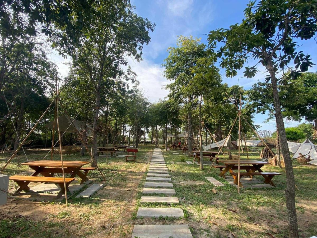 รูป ขาย ที่ดินพร้อมกิจการเกือบ 5 ไร่ อำเภอดอนตูม จังหวัดนครปฐม พร้อมสระน้ำขนาดใหญ่ อาคารคาเฟ่ และพื้นที่รองรับกิจกรรม - รูปที่ 10/52