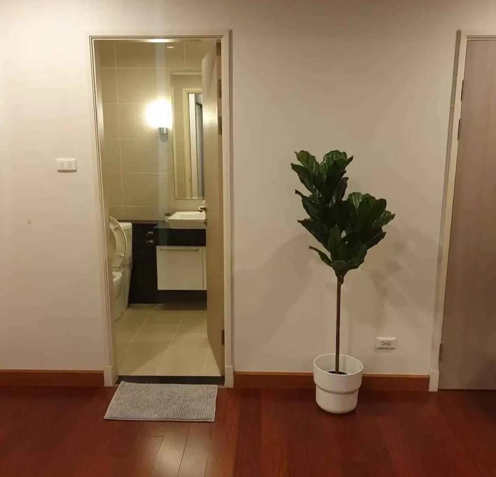 รูป MN024353 | 2 ห้องนอน | 2 ห้องน้ำ | BTS Surasak | 83 ตร.ม. | 32,500 บาท/เดือน | ชั้น 24 — Supalai Lite Sathorn - Charoenrat กรุงเทพฯ - รูปที่ 1/10