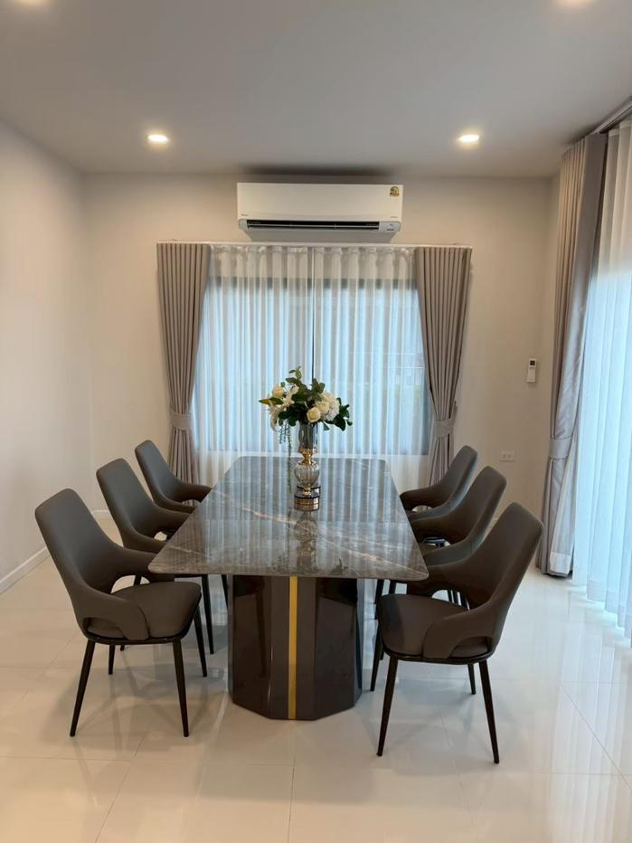 picture For Rent: Britannia Bangna–Srivaree | Largest House Model | Corner Plot Next to Park | 4 Bedrooms - 6/17