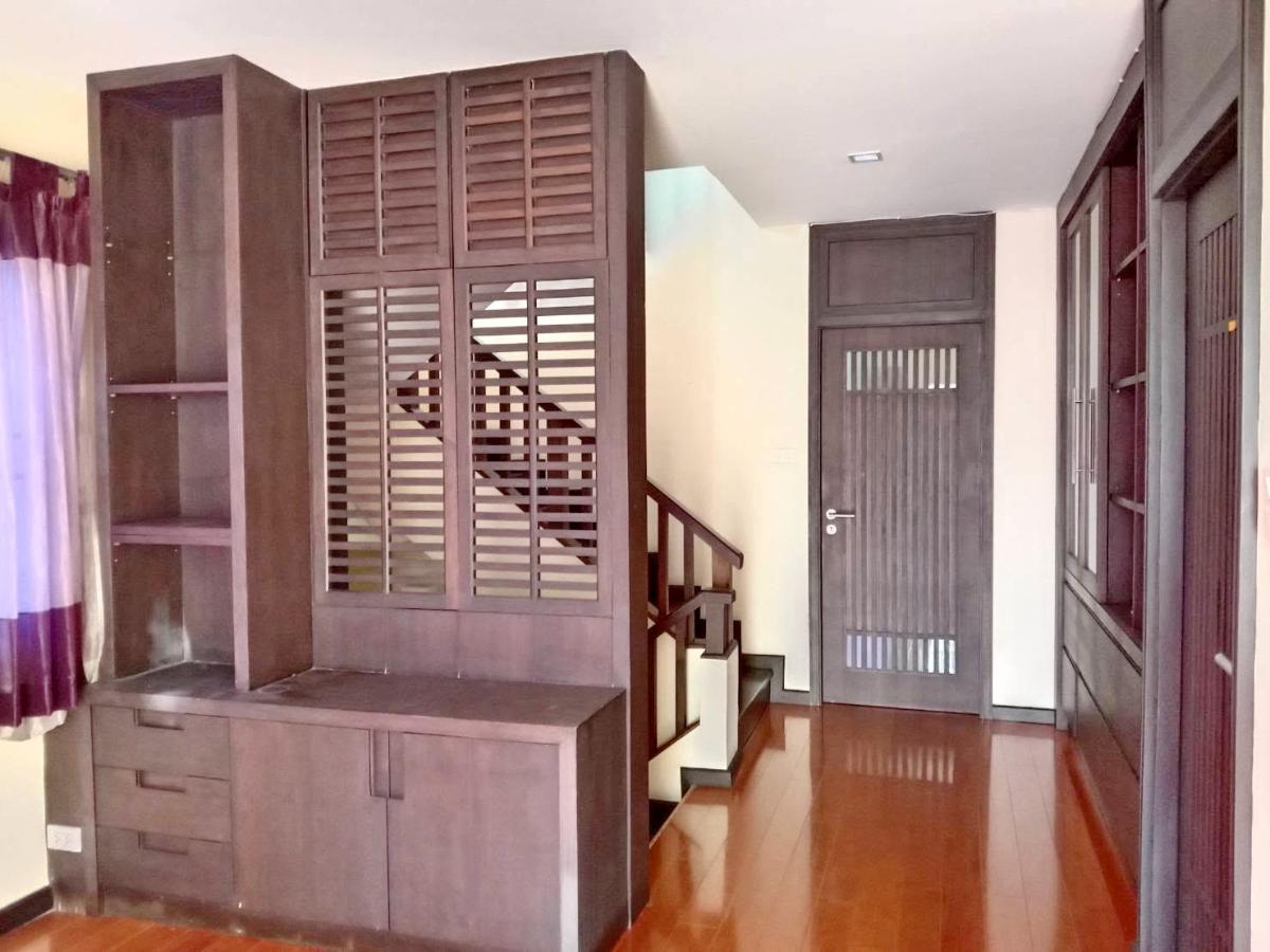รูป HK0687♛บ้านเดี่ยว ให้เช่า 4 ห้องนอน⚝รัชดา-ห้วยขวาง♜MRT Huaikhwang∞099-5919653,065-9423251▚Line@sureresidence - รูปที่ 2/7