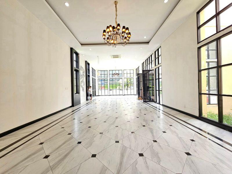 รูป 🌳🏡 ขาย ที่ดินพร้อมอาคาร แปลงใหญ่ 🚗✨ LAND WITH BUILDING AT BEARING ✨ NO-055 - รูปที่ 8/21