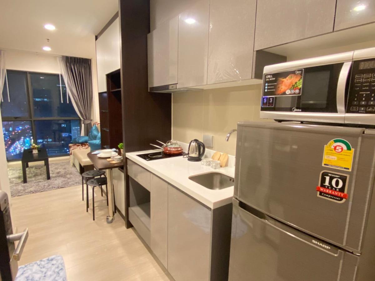 picture AA32412 | 1Bed | 1Bath | MRT Phra Ram 9 | 28sqm | THB 17,000/mo | Fl.23 — Rhythm Asoke 2 Bangkok - 4/10