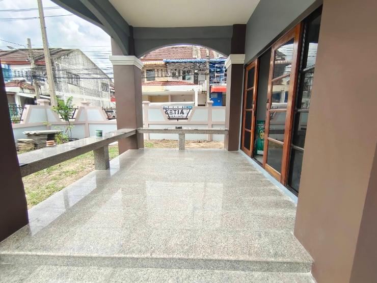 รูป 🔥 บ้านเดี่ยวหลังมุมให้เช่า 64 ตร.ว. | 4 ห้องนอน | จอดรถ 8 คัน | ติด Solar Cell ช่วยประหยัดค่าไฟ - รูปที่ 2/18
