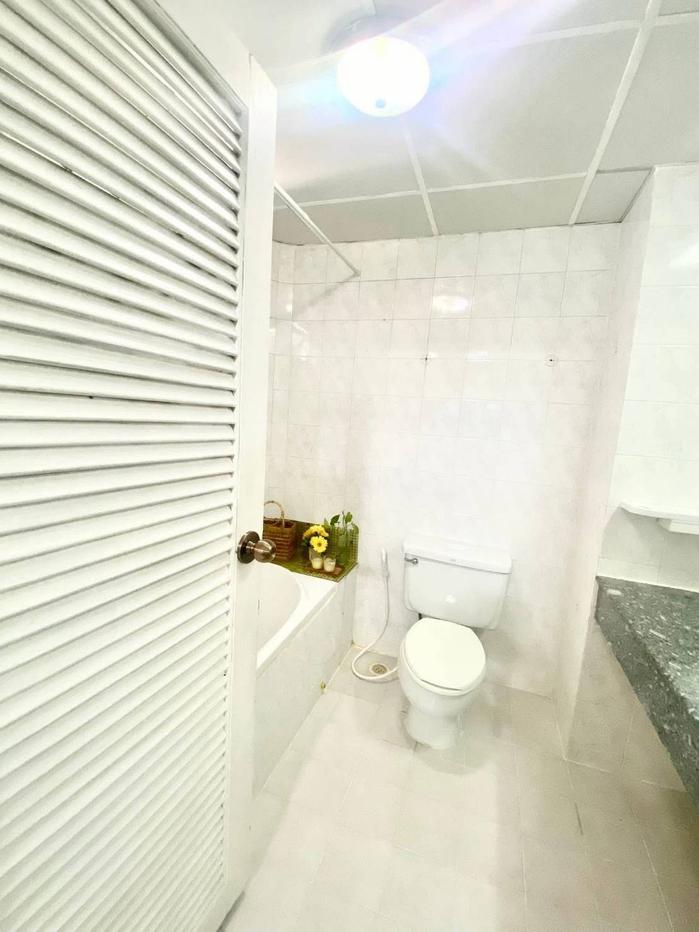 picture MN009553 | 1Bed | 1Bath | MRT Phetchaburi | 50sqm | THB 16,000/mo | Fl.8 — Rin House Bangkok - 1/10