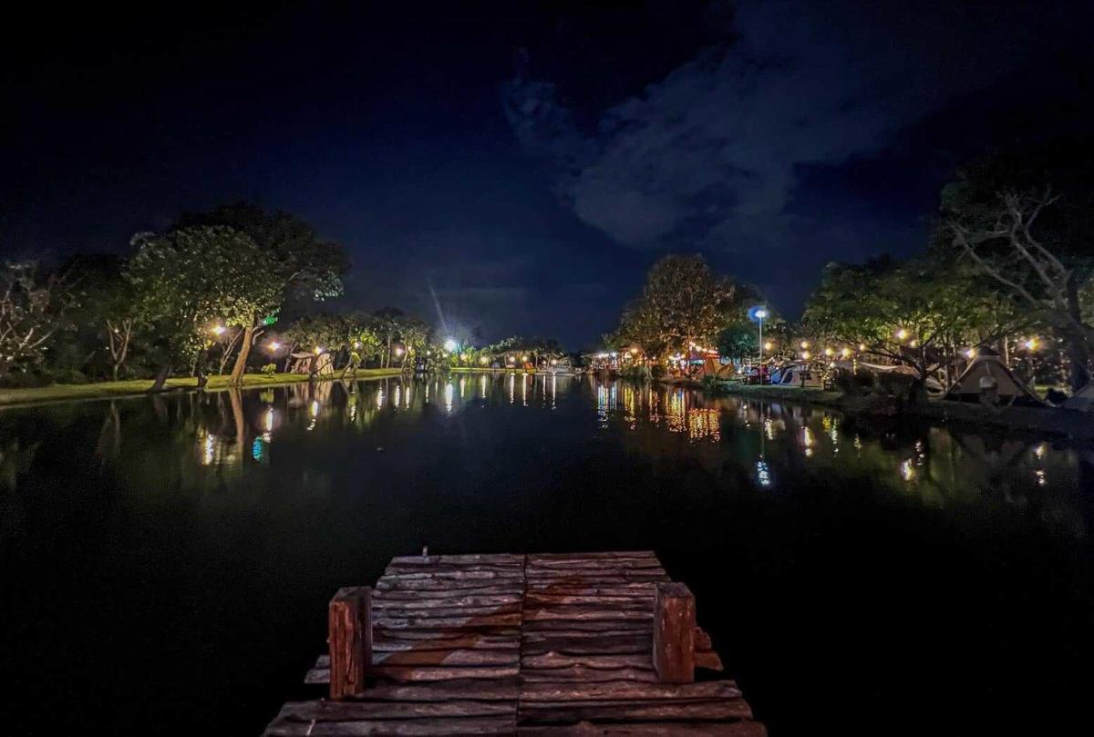 รูป ขาย ที่ดินพร้อมกิจการเกือบ 5 ไร่ อำเภอดอนตูม จังหวัดนครปฐม พร้อมสระน้ำขนาดใหญ่ อาคารคาเฟ่ และพื้นที่รองรับกิจกรรม - รูปที่ 15/52