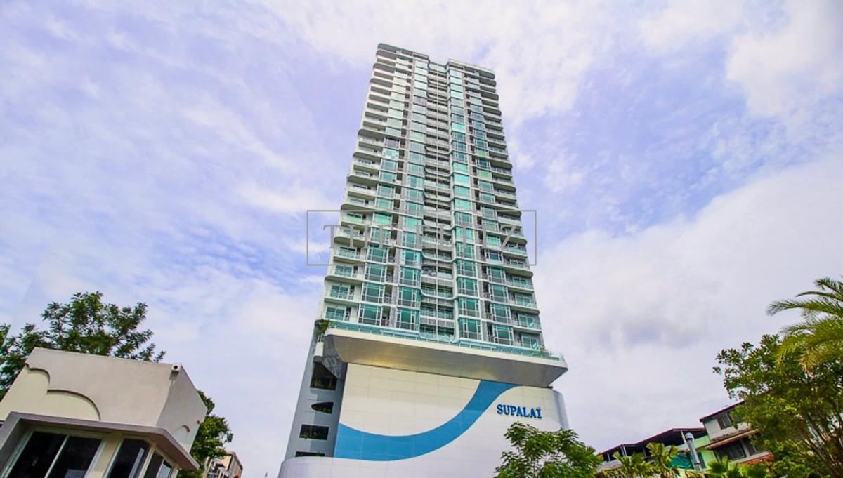 รูป ✨Rare 3-Bedroom Unit | Best Panoramic View in the Building | Prime Surawong CBD Location✨ - รูปที่ 14/19