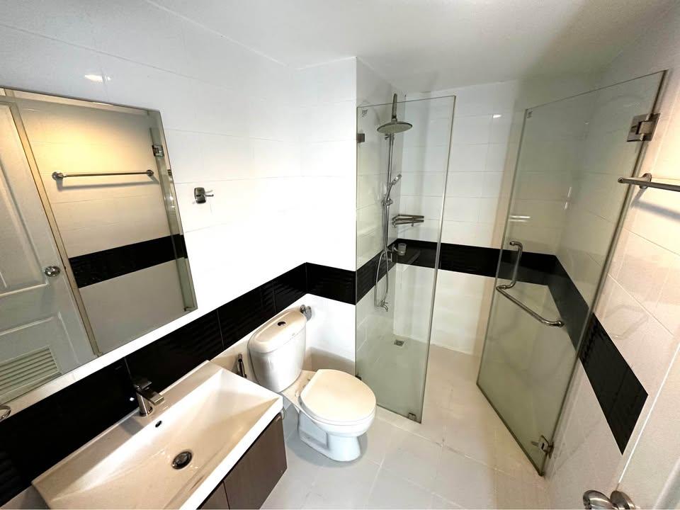 picture 🎈#MT2609_159 🎈💥Urgent💥 Available from 1 Nov 2026 – Act fast before it's gone! ‼️ 𝗙𝗼𝗿 𝗥𝗲𝗻𝘁 9️⃣k 🔥 The Prive Ratchada 19 Condo. - 11/16