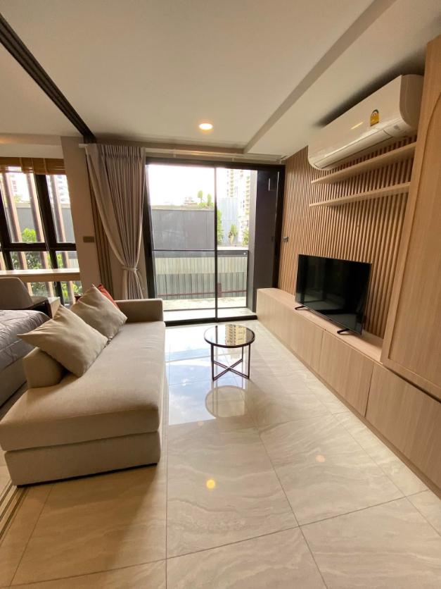 picture AA60061 | 2Bed | 2Bath | BTS Phrom Phong | 107sqm | THB 70,000/mo — The Emporio Place Bangkok - 10/10