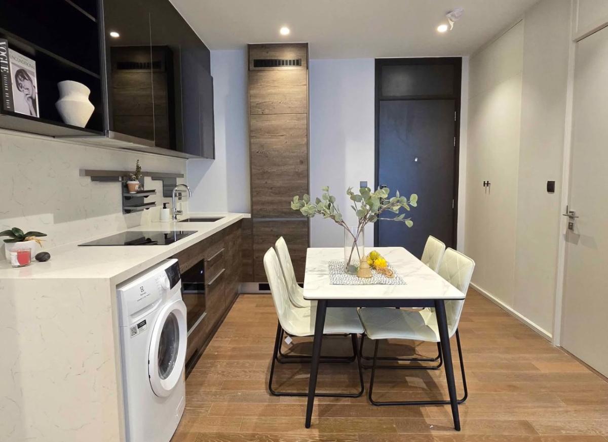 picture MN024450 | 2Bed | 3Bath | BTS Ratchadamri | 87sqm | THB 125,000/mo | Fl.15 — Muniq Langsuan Bangkok - 8/10