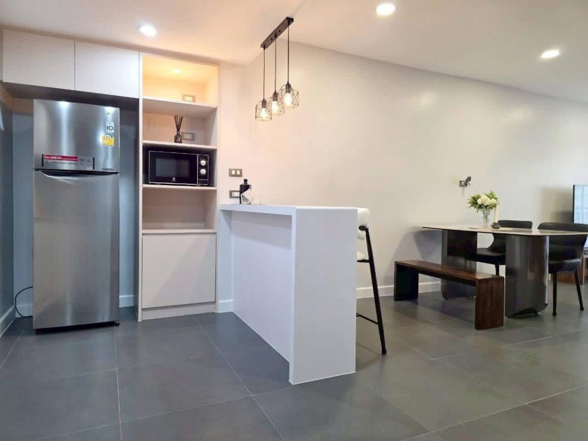 picture AA247385 | 1Bed | 1Bath | BTS Sala Daeng | 97sqm | THB 55,000/mo — Sathorn Park Place Bangkok - 8/10