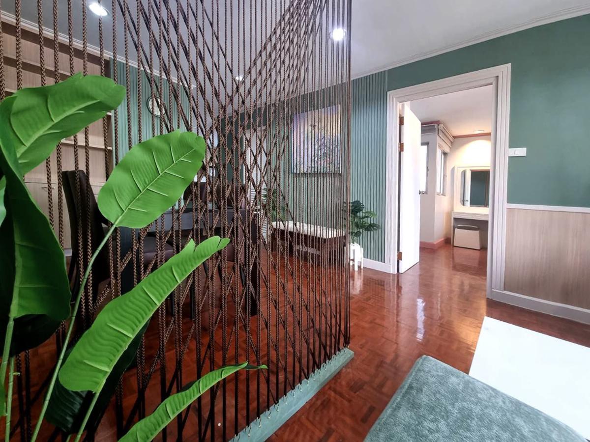 รูป MN008572 | 2 ห้องนอน | 1 ห้องน้ำ | MRT Sukhumvit | 97 ตร.ม. | 35,000 บาท/เดือน | ชั้น 6 — Prasarnmit Condo กรุงเทพฯ - รูปที่ 1/10