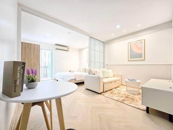 รูป AA670053 | 1 ห้องนอน | 1 ห้องน้ำ | BTS Phaya Thai | 31.28 ตร.ม. | 10,000 บาท/เดือน | ชั้น 6 — Regent Home 12 Ladprao 41 - รูปที่ 2/3