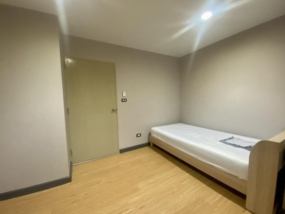 picture MN090830 | 3Bed | 2Bath | 100sqm | THB 38,000/mo | Fl.12 — Modern Home Tower Rama 3 Sathupradit - 4/10