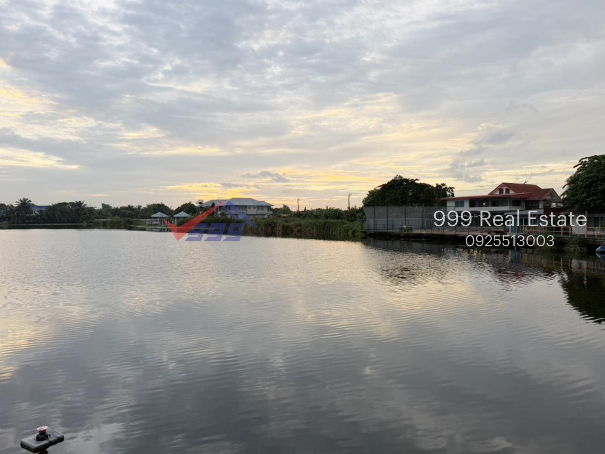 picture Lakefront Land for Sale with House Structure Supalai Lake 1, Khum Klao - 5/7