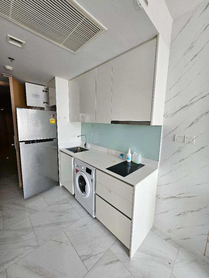 picture MN085051 | 1Bed | 1Bath | BTS Nana | 35sqm | THB 25,000/mo | Fl.2 — Hyde Sukhumvit 11 Nana - 10/10