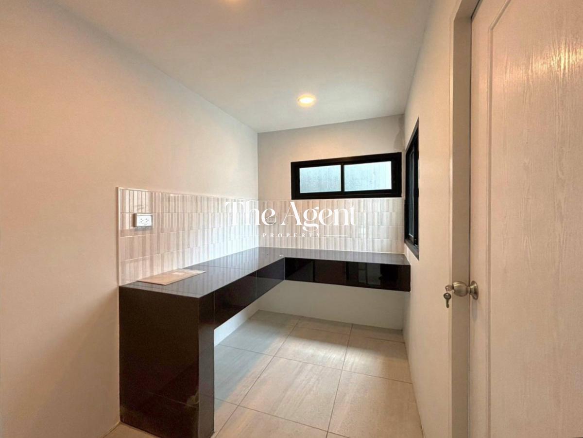 รูป ขายบ้านเดี่ยว รีโนเวทใหม่ทั้งหลัง หลังริม เพอร์เฟค เพลส รามคำแหง 164 เนื้อที่ 65.3 ตร.ว. 4 นอน 2 น้ำ ใกล้ The Paseo และสุวรรณภูมิ โปรฯ ลดทันที 5 แสน - รูปที่ 7/17