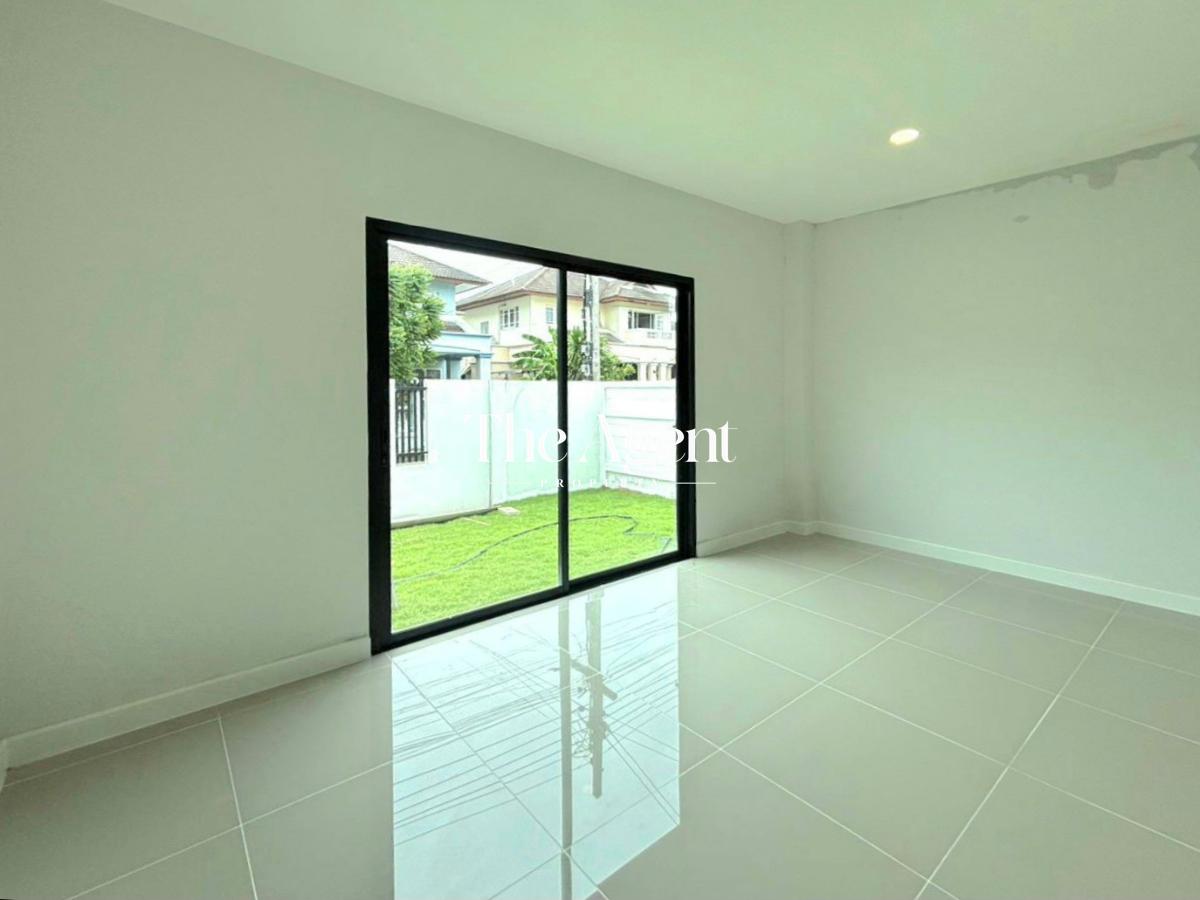 รูป ขายบ้านเดี่ยว รีโนเวทใหม่ทั้งหลัง หลังริม เพอร์เฟค เพลส รามคำแหง 164 เนื้อที่ 65.3 ตร.ว. 4 นอน 2 น้ำ ใกล้ The Paseo และสุวรรณภูมิ โปรฯ ลดทันที 5 แสน - รูปที่ 6/17